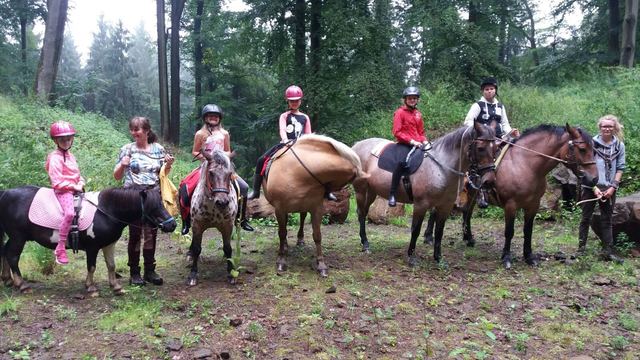 Ponyreiten am Katzengraben