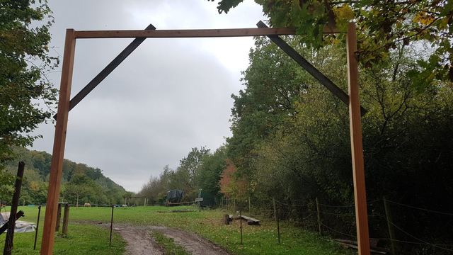 Bau des neuen Eingangstors zur Sonnenwiese